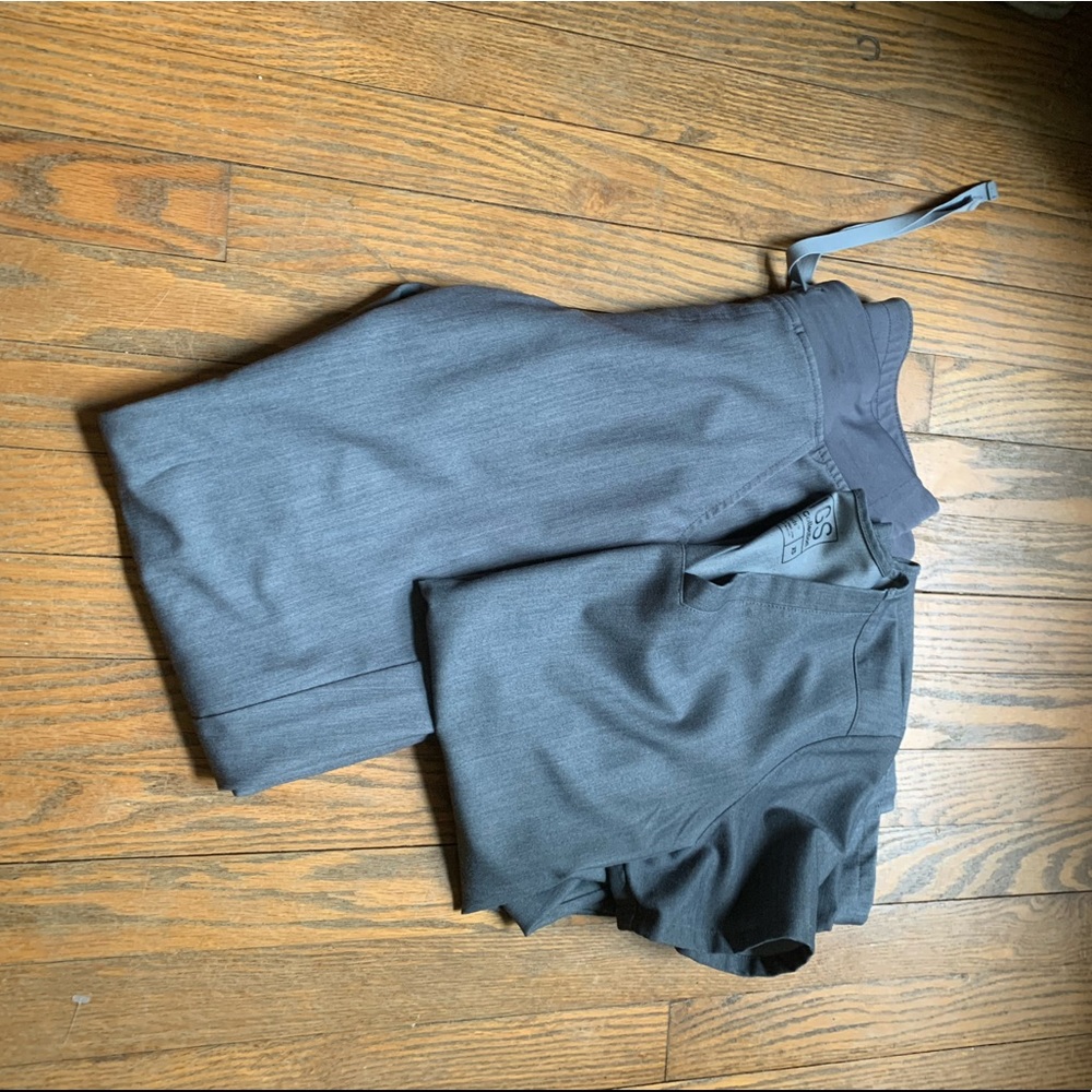 Figs Gray Scrub set
